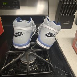 Like New Nike Flight Legacy