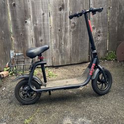  skute electric bike..  scooter 