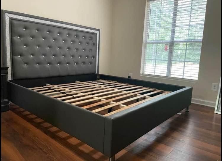 BRAND NEW BED UPHOLSTERED BED FRAMES .. KING SIZE $425!!..QUEEN SIZE $385!!
