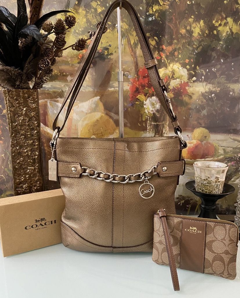 NWT! Authentic Coach Metallic Copper Chain Duffel & Matching Wristlet Wallet, Please See Details 🌹
