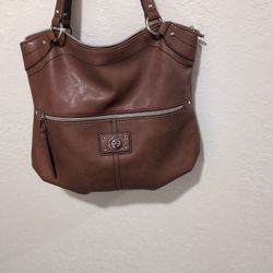 RELIC PURSE LIKE NEW 