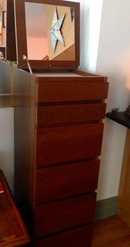 IKEA malm 6 drawer dresser with Vanity mirror