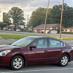 CASH TALKS! 2012 Nissan Altima Excellent Shape 