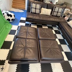 4-Piece Storage Ottoman Set with Reversible Tray Tops – Brown Faux Leather