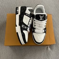 Lv Trainers 