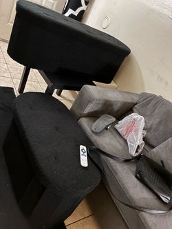 2 new storage benches
