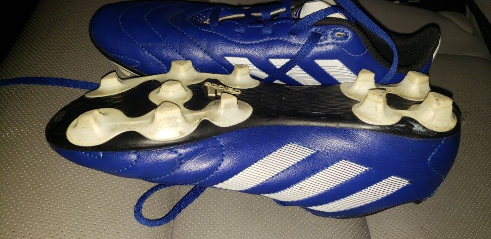 Adidas Soccer Cleats Size 6