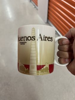 Starbucks Icon 16oz mug **COLLECTOR**