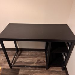 Black Desk 