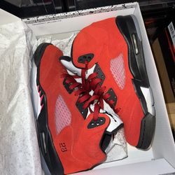Jordan Raging Bull 5 