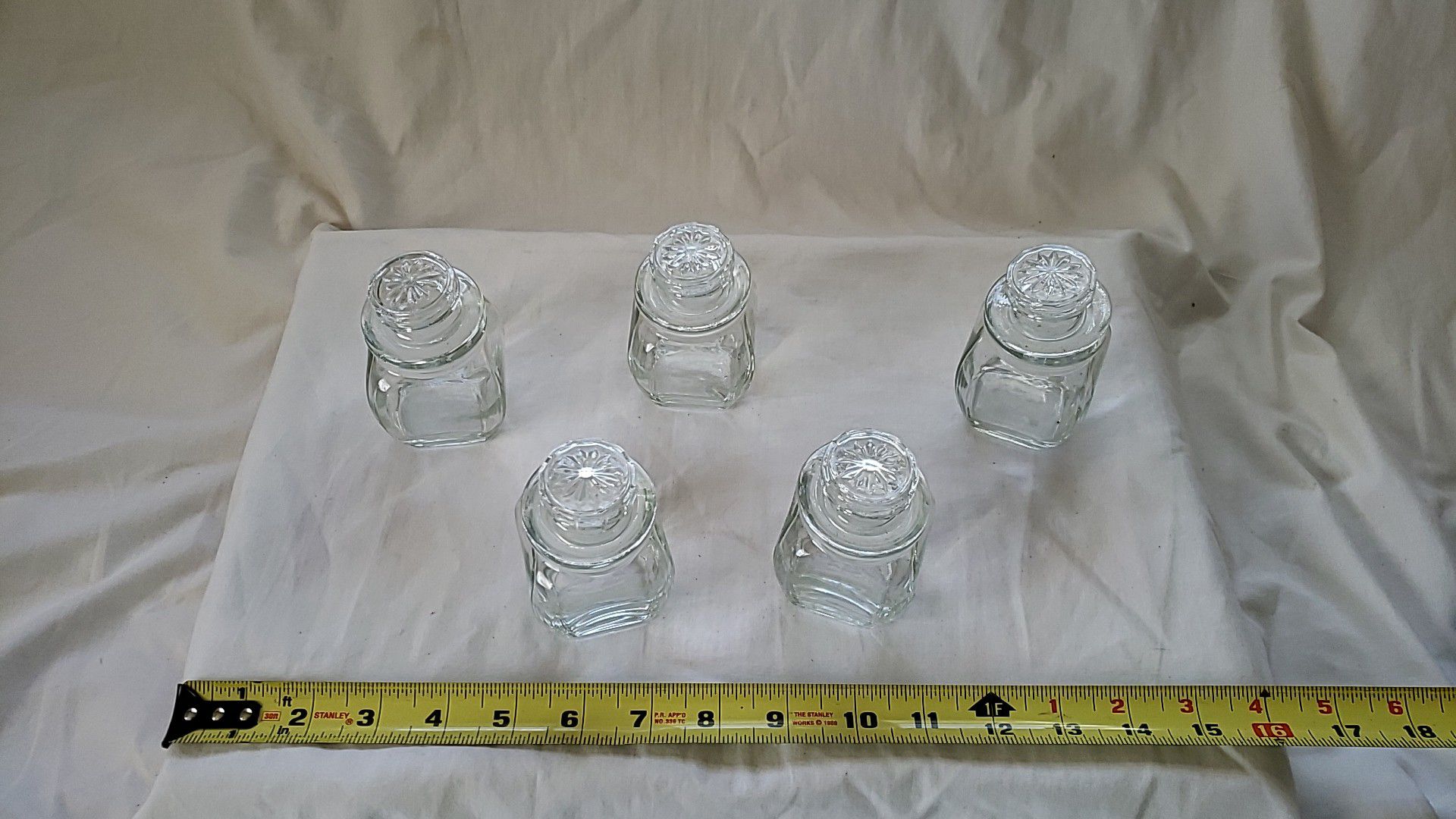 5 Mini Sealed Jars