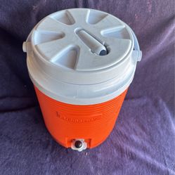 2 Gallon Water Jug Dispenser