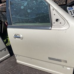 07-14 Ford Expedition Right Front Passenger Door