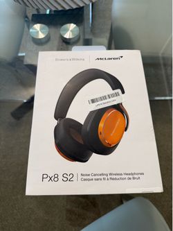 Bowers & Wilkins Px8 S2 McLaren Edition