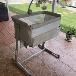 Baby Crib 