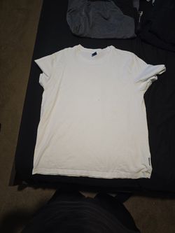 Old Navy T Shirt