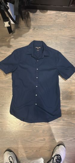 Men’s Michael kors dress shirt