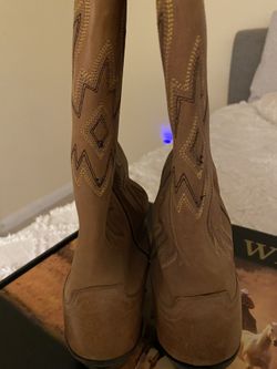 Women Classic Brown Boot