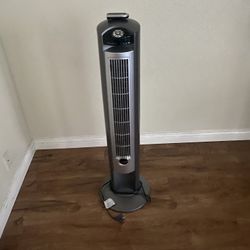 Lasko Oscillating Tower Fan 42”