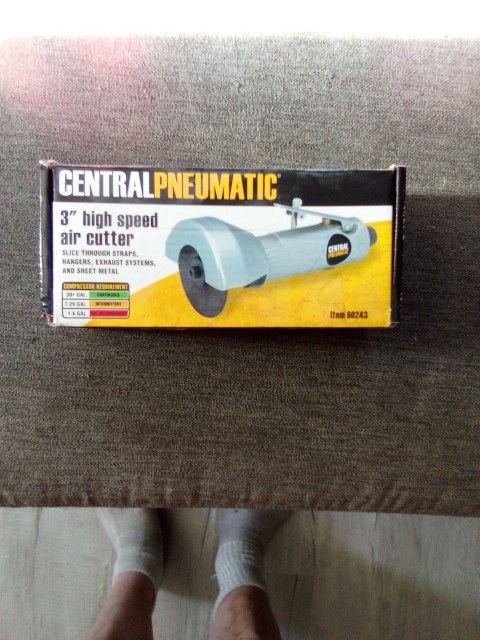 Central pneumatic 3" High Speed Air Cutter