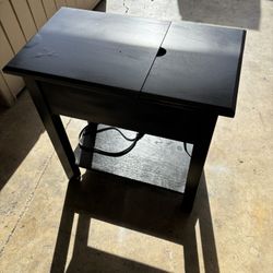 little blackside table