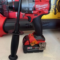 Milwaukee Hammer Drill