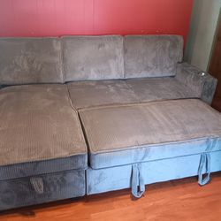 2pcs Sectional sofa w/storage chaise,pulloutbed,cupholders & Usb connection