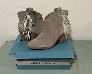TOMS boots