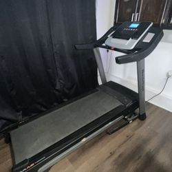 FREE TREADMILL 