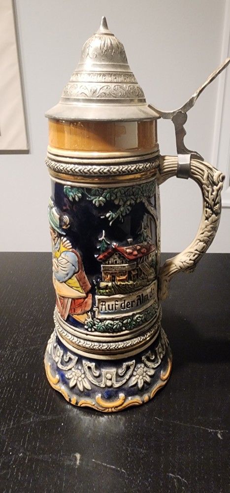 German Beer Stein (4 of 4)