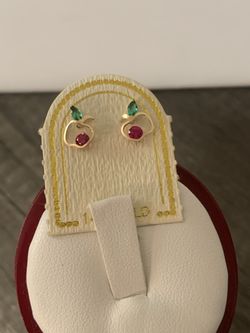 Aretes Pequeños De Manzanita En Oro 14k