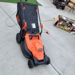 Black+Decker 17 in. Electric Lawn Mower cortadora de pasto