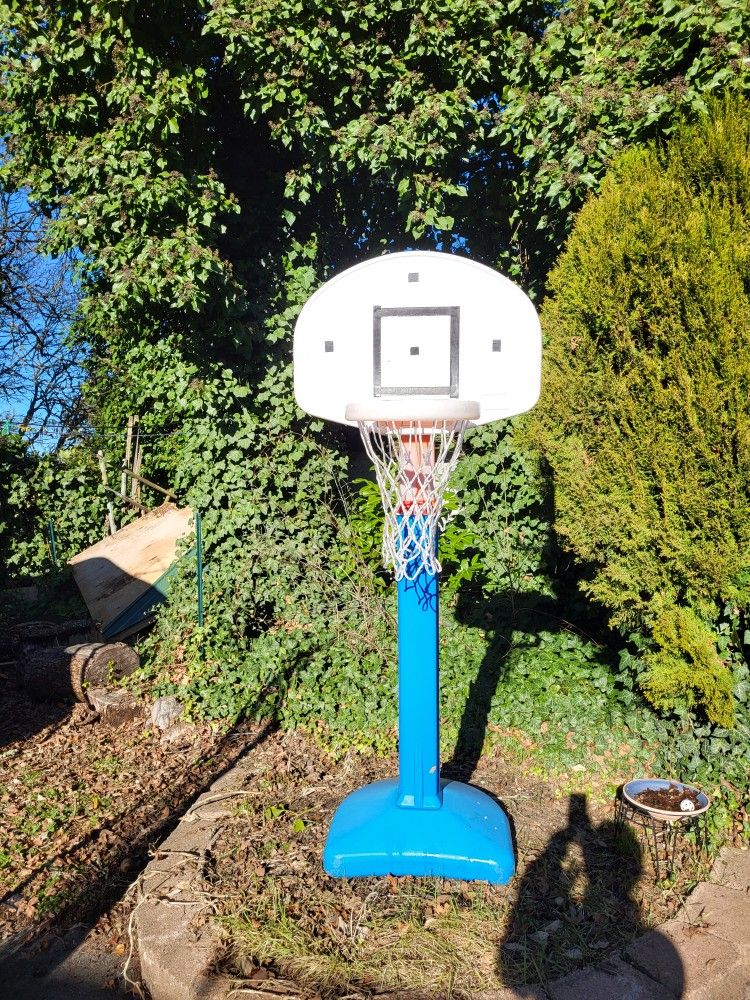 Kids Basketball Hoop