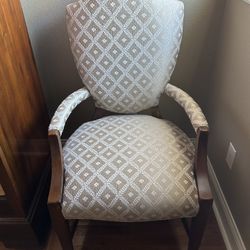 Elegant Dining Room Chairs