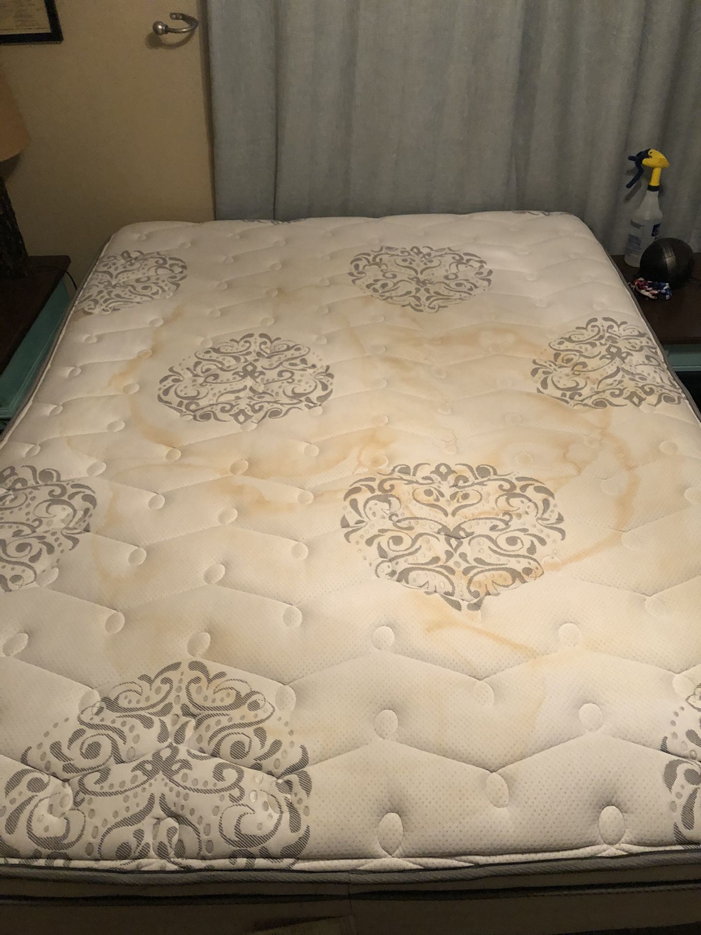 Serta Wynstone Queen mattress (3 years old) for Sale in Tempe, AZ - OfferUp