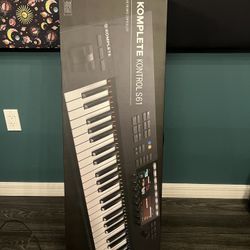 Komplete kontrol S61 MK2 (new / Unopened)