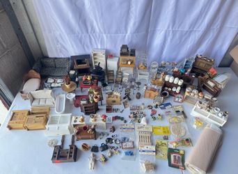Vintage Dollhouse Miniatures Lot Furniture Food Tools 1:12 Parts Repair