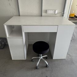 Free Craft Desk