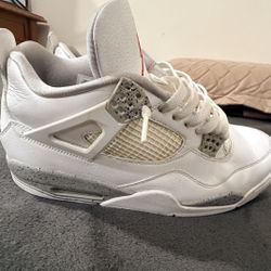 Jordan 4s Size 10.5