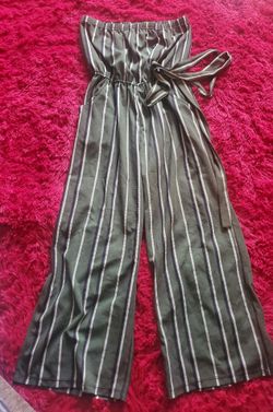 Size Large Strapless Romper