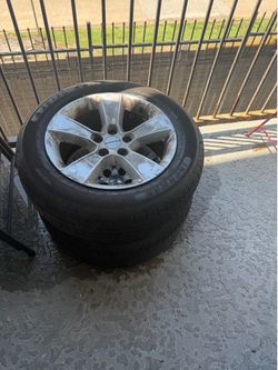 Dodge Charger tires