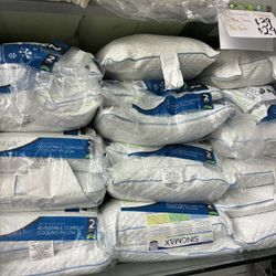 New Sealy & Purelux Gel Memory Foam Cooling Pillows