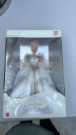 Walt Disney's Cinderella Winter Dreams Doll