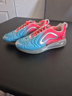Nike Air Max 720 Sneakers size 7.5