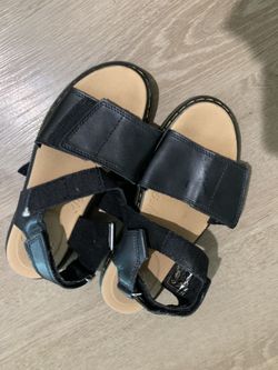 Dr.Martens sandals