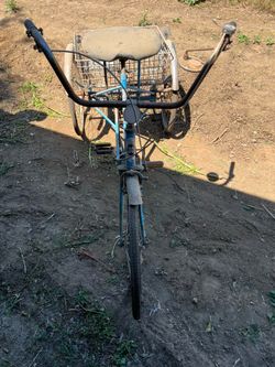 Early vintage Huffy 3 speed  adult tricycle