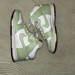 Nike Dunk Highs