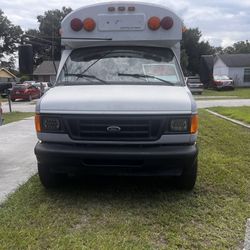 Camper