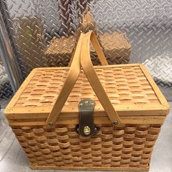 Cute vintage picnic basket