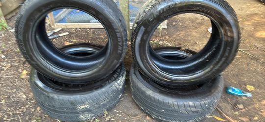 Set of 4 Used Car Tires